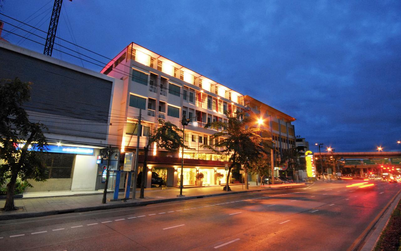 Bangkok Loft Inn Exteriör bild